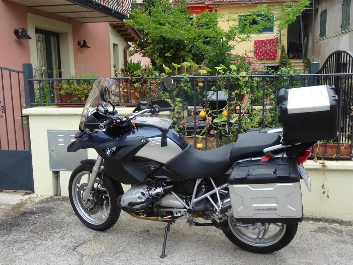La Bottega Del Fabbro Affitto Breve Villa Contigliano Ngoại thất bức ảnh