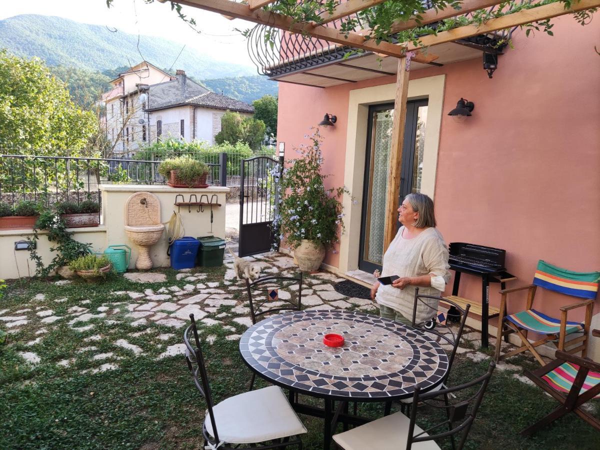 La Bottega Del Fabbro Affitto Breve Villa Contigliano Ngoại thất bức ảnh