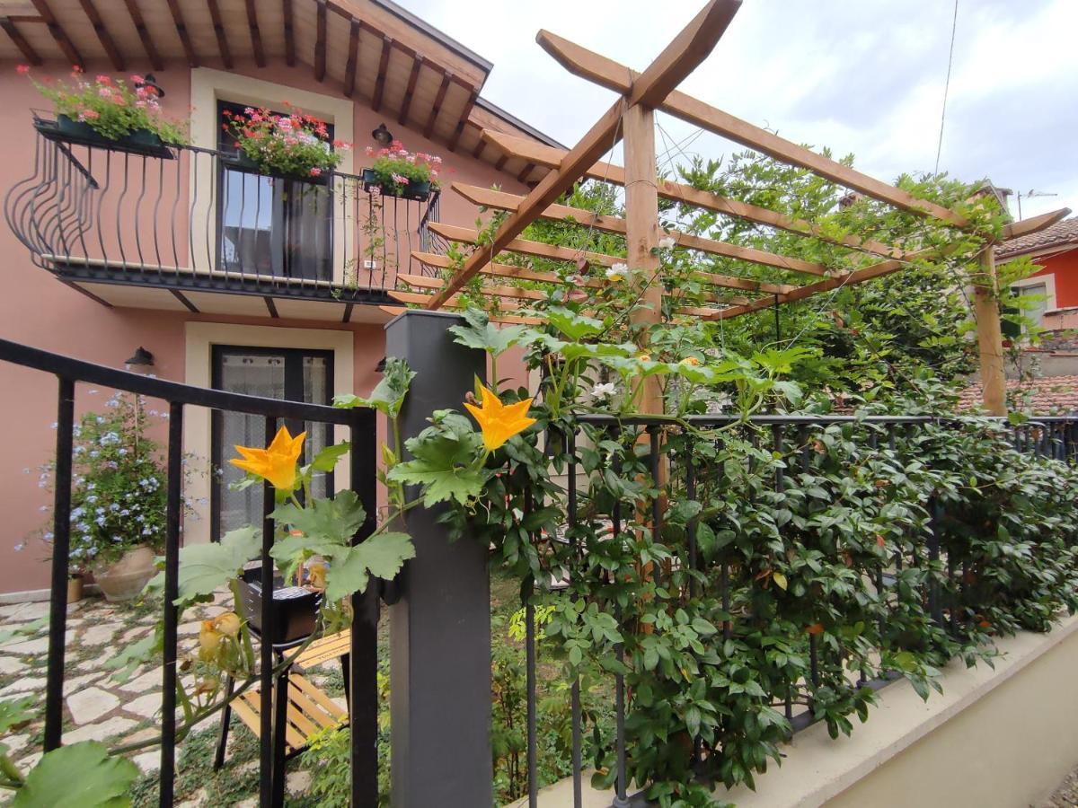 La Bottega Del Fabbro Affitto Breve Villa Contigliano Ngoại thất bức ảnh